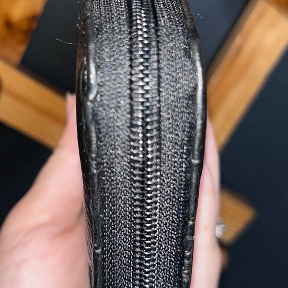 Disney Parks Loungefly Mickey and Minnie Mouse Wallet - Picture 13 of 16